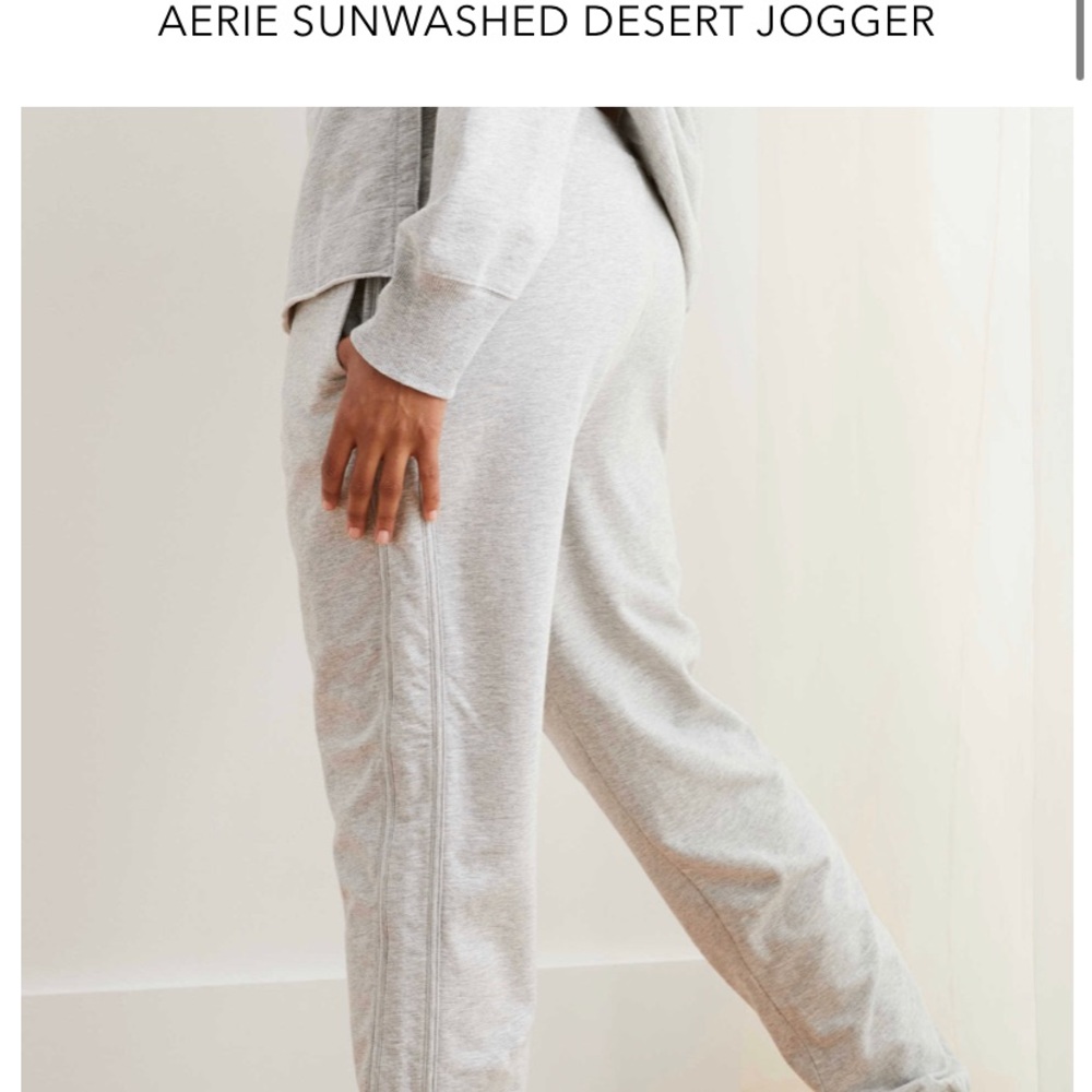 Aerie Sunwashed Desert Jogger